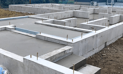 型枠を外し仕上げ